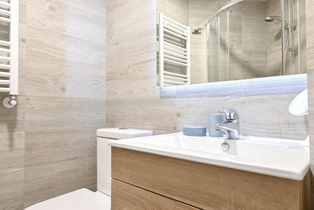 Apartamento For Coqueto Estudio Centrico Temporal Con Piscina Fca34 Madrid
